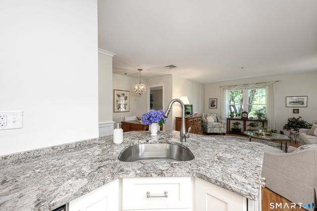 49 Rose Street 208, Branford, CT 06405