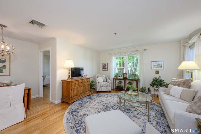 49 Rose Street 208, Branford, CT 06405