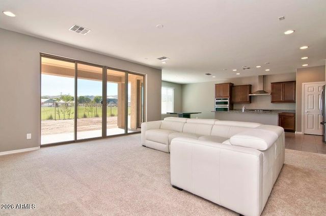 6303 S 24th Place, Phoenix, AZ 85042