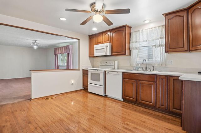 2570 Niantic Drive, Columbus, OH 43224
