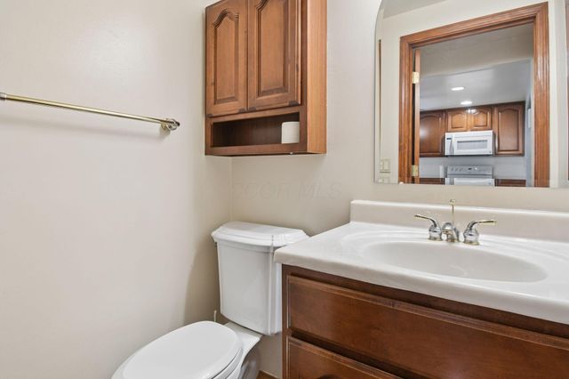 2570 Niantic Drive, Columbus, OH 43224
