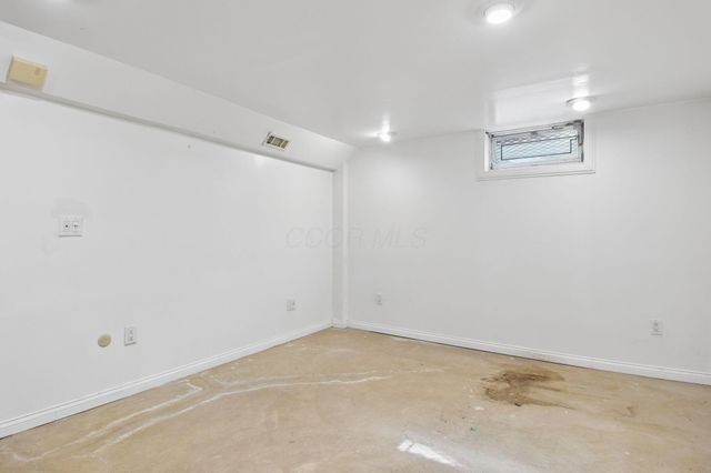 2570 Niantic Drive, Columbus, OH 43224