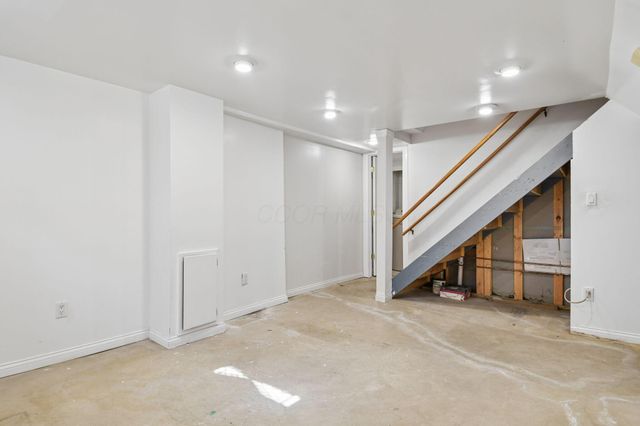 2570 Niantic Drive, Columbus, OH 43224