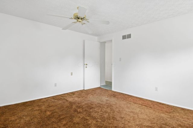 2570 Niantic Drive, Columbus, OH 43224