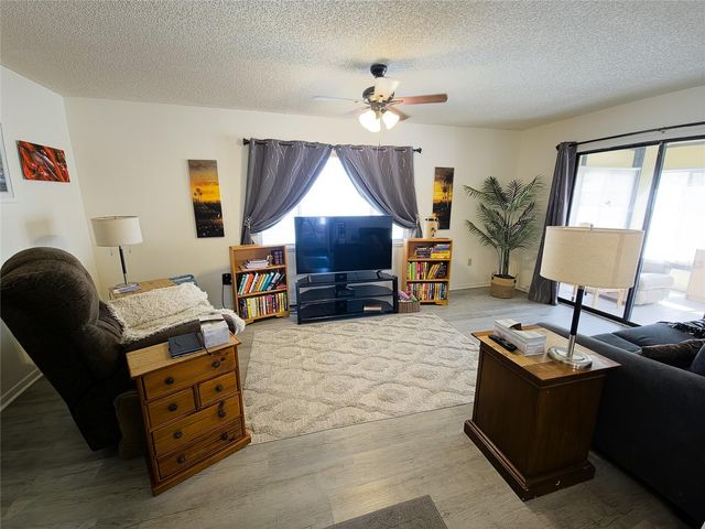 9377 SW 102ND PLACE, Ocala, FL 34481