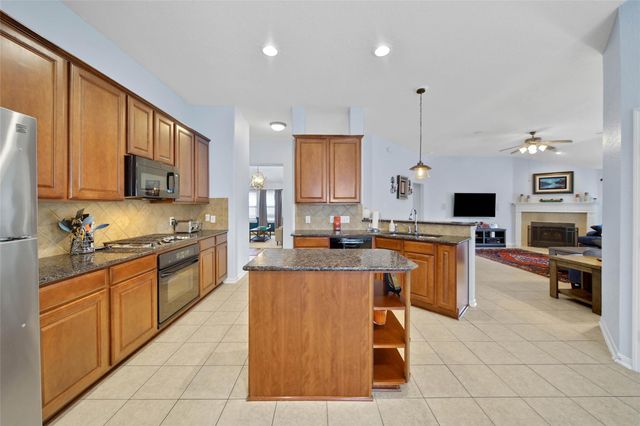 7210 Palmito Ranch Drive, Richmond, TX 77406