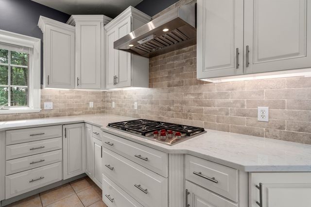 220 Newtown Road, Acton, MA 01720