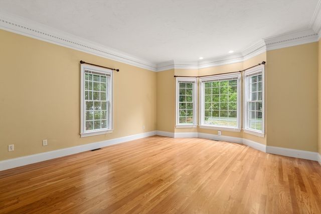 220 Newtown Road, Acton, MA 01720