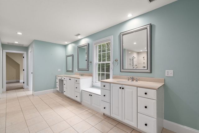 220 Newtown Road, Acton, MA 01720