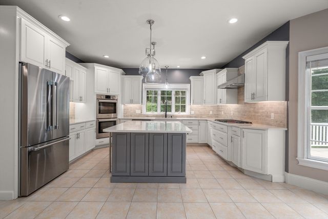 220 Newtown Road, Acton, MA 01720
