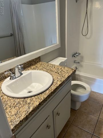 870 Avenue B Avenue 205, Boulder City, NV 89005