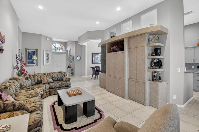 7152 Demedici Circle, Delray Beach, FL 33446