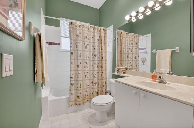 7152 Demedici Circle, Delray Beach, FL 33446