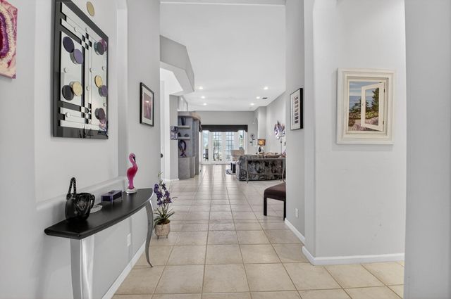 7152 Demedici Circle, Delray Beach, FL 33446