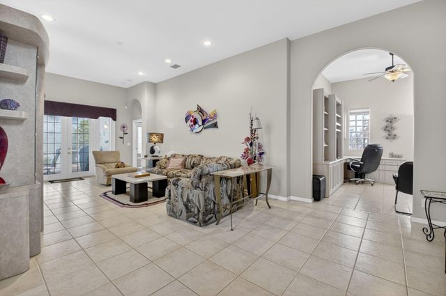 7152 Demedici Circle, Delray Beach, FL 33446