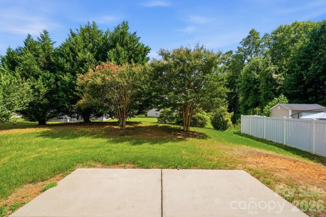 757 Willow Creek Drive, Gastonia, NC 28054