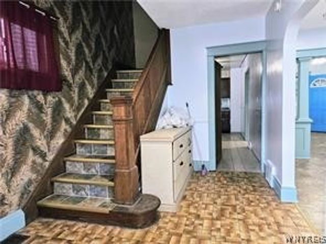 1870 South Avenue, Niagara Falls, NY 14305