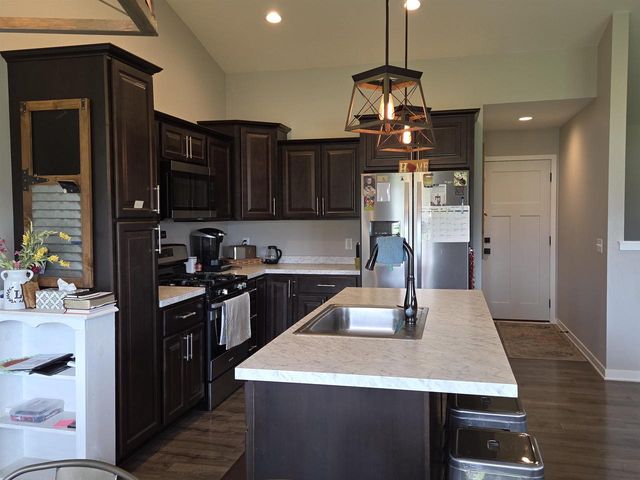 678 Westfield Avenue, Evansville, WI 53536