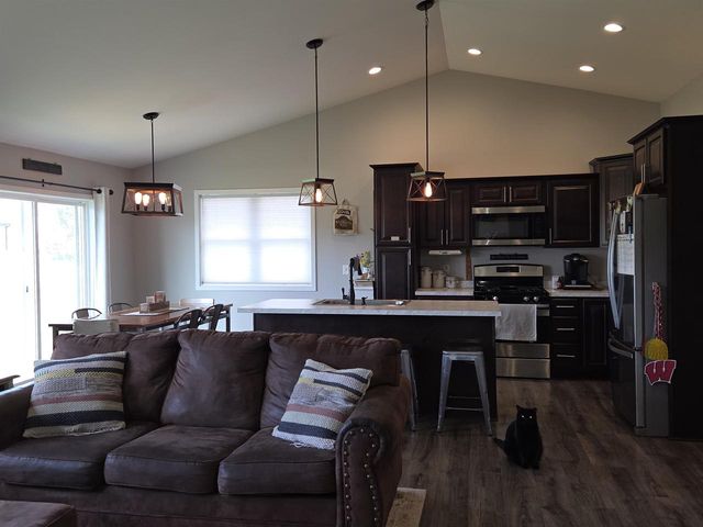 678 Westfield Avenue, Evansville, WI 53536