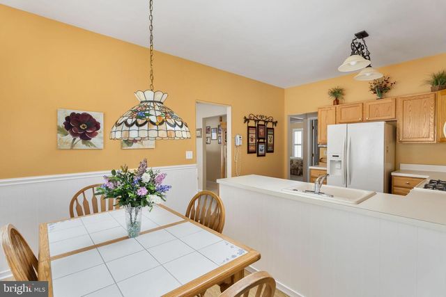 3 COVERED BRIDGE LN, Columbus, NJ 08022