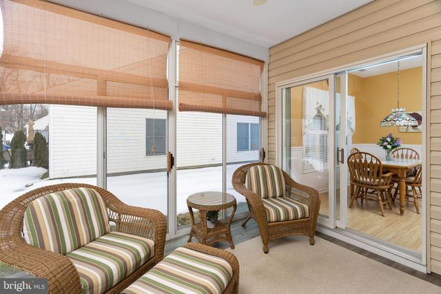 3 COVERED BRIDGE LN, Columbus, NJ 08022