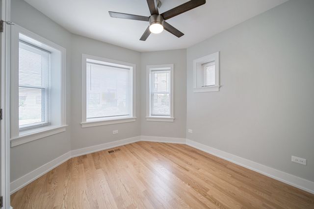3014 N California Avenue 1FE, Chicago, IL 60618