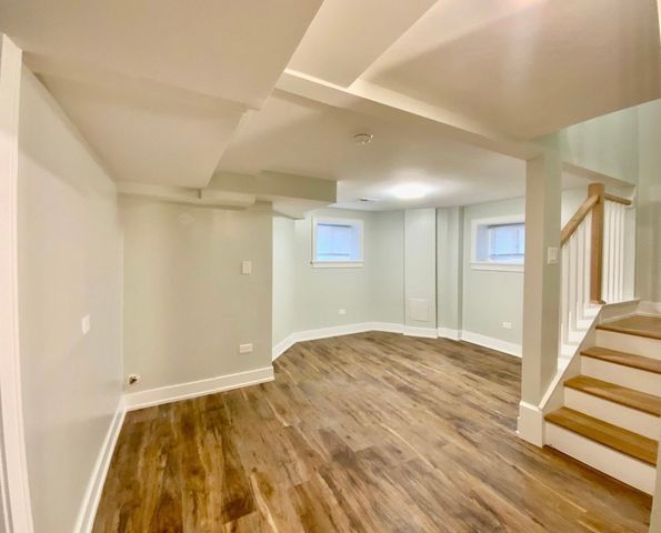 3014 N California Avenue 1FE, Chicago, IL 60618