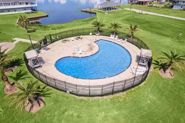 23122 Verano, Galveston, TX 77554