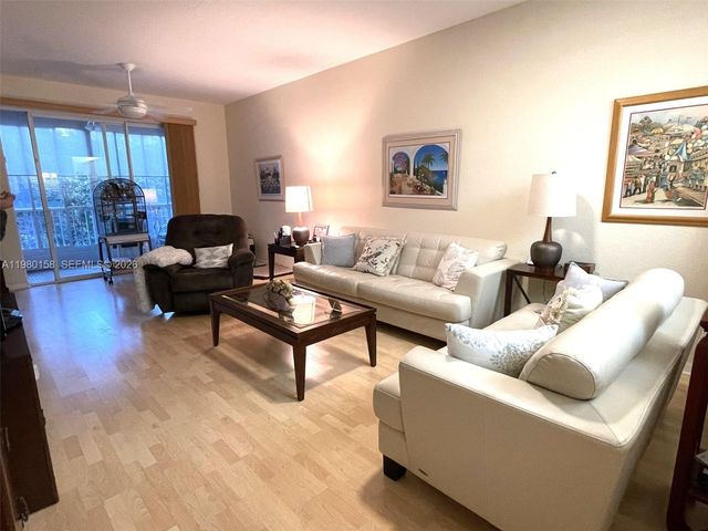 7775 Yardley Dr 409, Tamarac, FL 33321