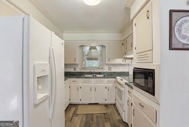 2845 Hunters Creek Road, Carnesville, GA 30521
