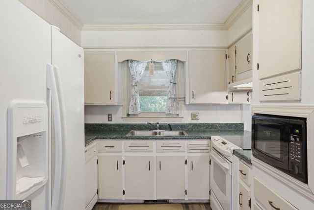 2845 Hunters Creek Road, Carnesville, GA 30521