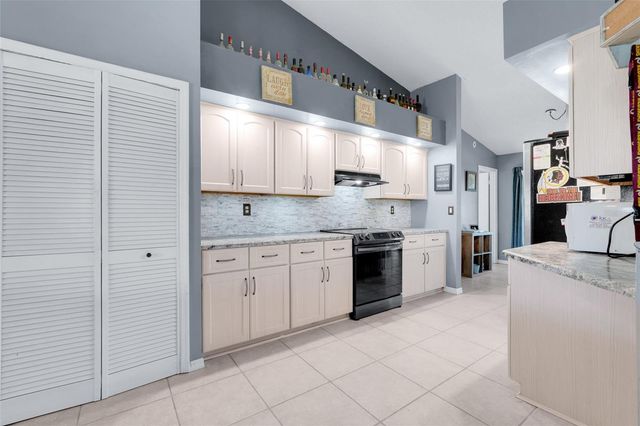 105 DORCHESTER COURT, Kissimmee, FL 34758