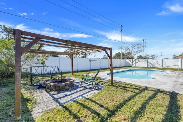 105 DORCHESTER COURT, Kissimmee, FL 34758