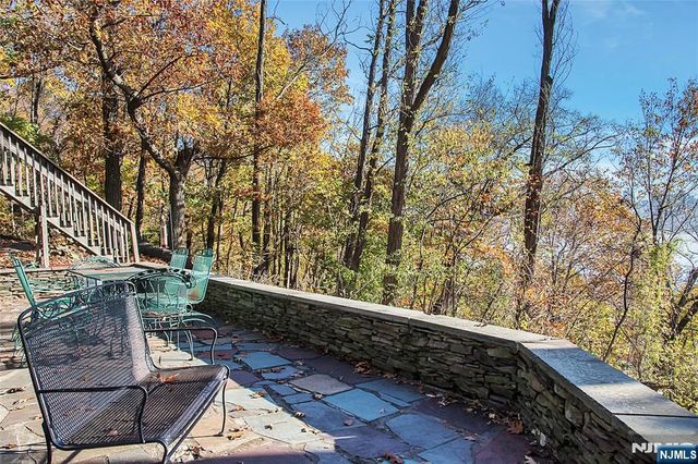 1470 Palisade Terrace, Fort Lee, NJ 07024