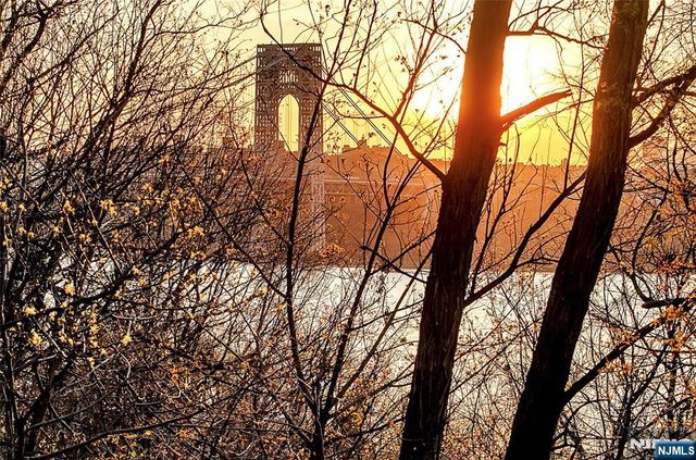 1470 Palisade Terrace, Fort Lee, NJ 07024