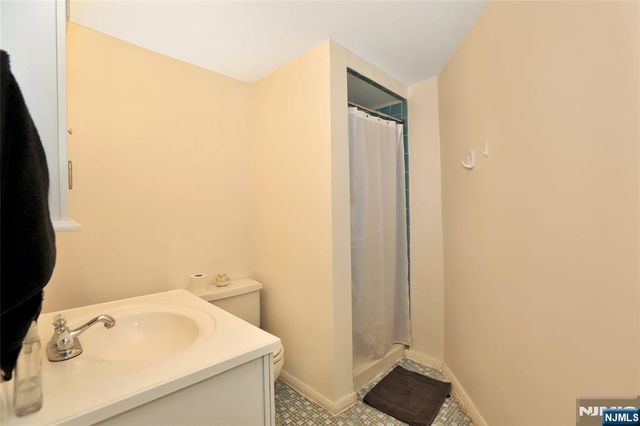 1470 Palisade Terrace, Fort Lee, NJ 07024