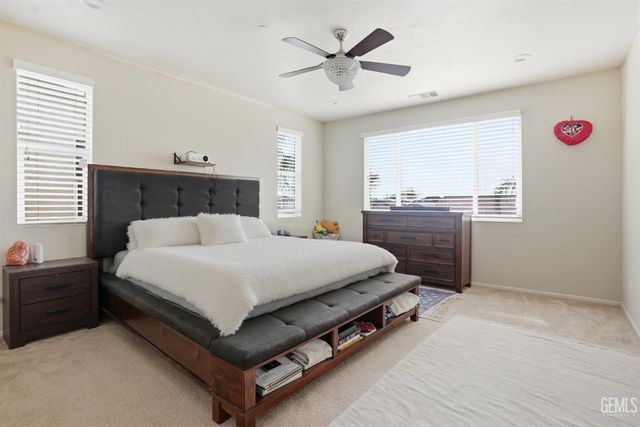 7309 Glitter Way, Bakersfield, CA 93313