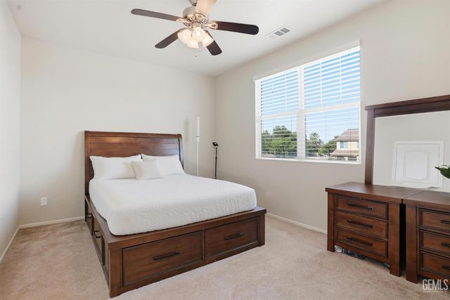 7309 Glitter Way, Bakersfield, CA 93313