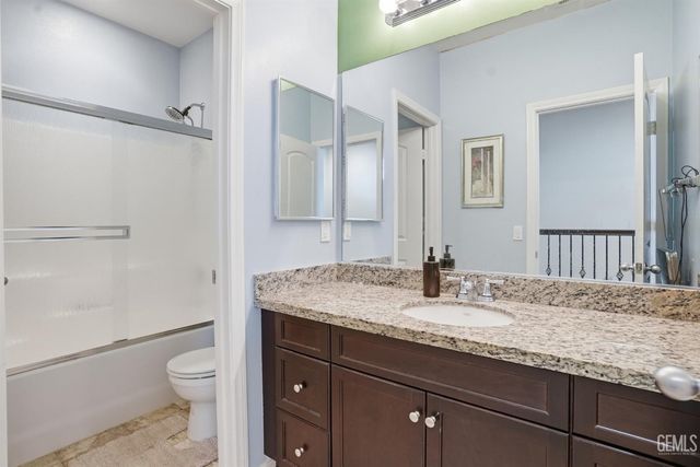 7309 Glitter Way, Bakersfield, CA 93313