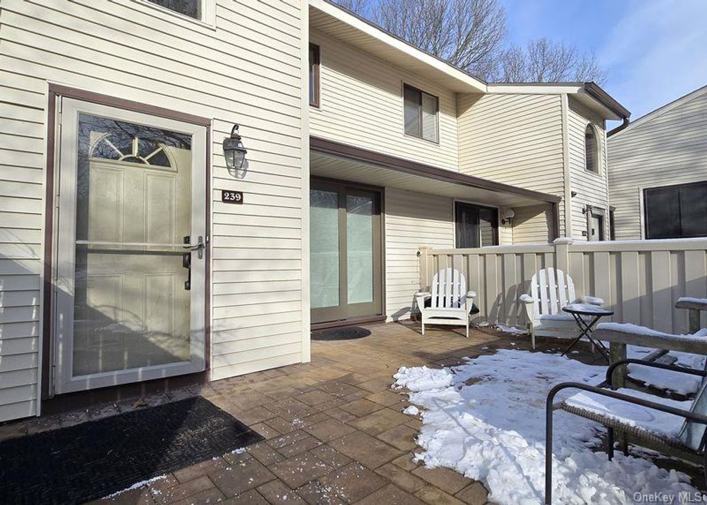 239 Birchwood Road, Coram, NY 11727