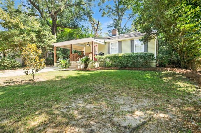 312 Pineview Lane W, Mobile, AL 36608