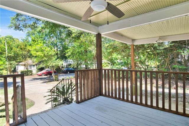 312 Pineview Lane W, Mobile, AL 36608