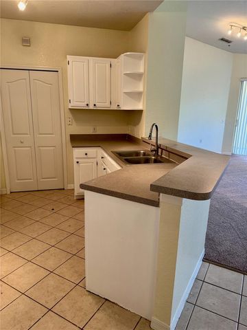 1100 LAKE SHADOW CIRCLE 2302, Maitland, FL 32751