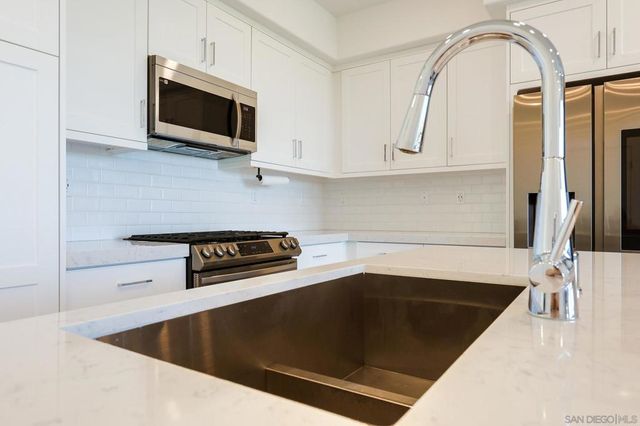 6861 Secano St, San Diego, CA 92154