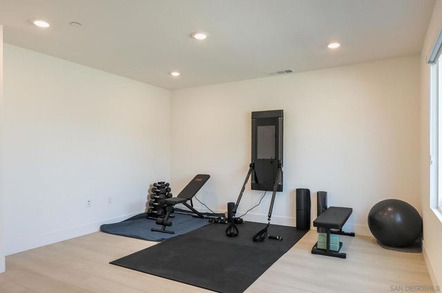 6861 Secano St, San Diego, CA 92154