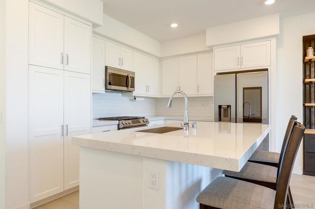 6861 Secano St, San Diego, CA 92154