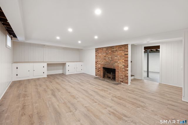 768 North Brooksvale Road, Cheshire, CT 06410