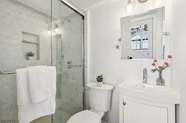 621 Kimball Ave, Westfield Town, NJ 07090