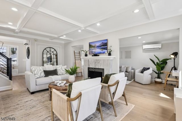 621 Kimball Ave, Westfield Town, NJ 07090