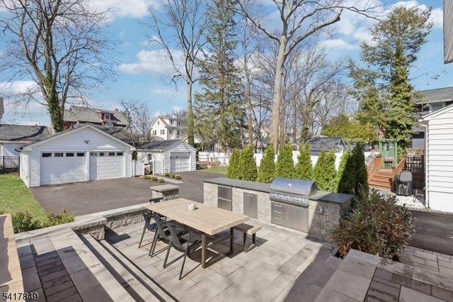 621 Kimball Ave, Westfield Town, NJ 07090